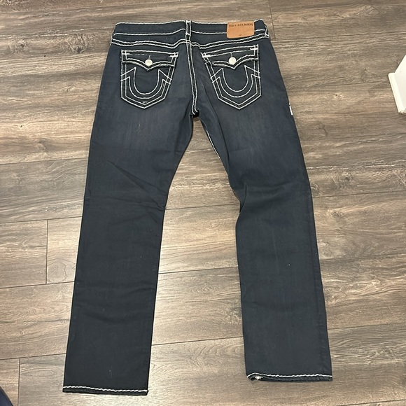 True Religion Jeans - Size 40 - Relaxed Straight - Picture 2 of 2